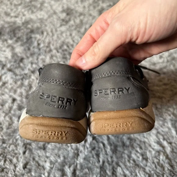 Women’s Sperry Bluefish 2 eye boat shoes gray with swirls, size 6 - Picture 5 of 7